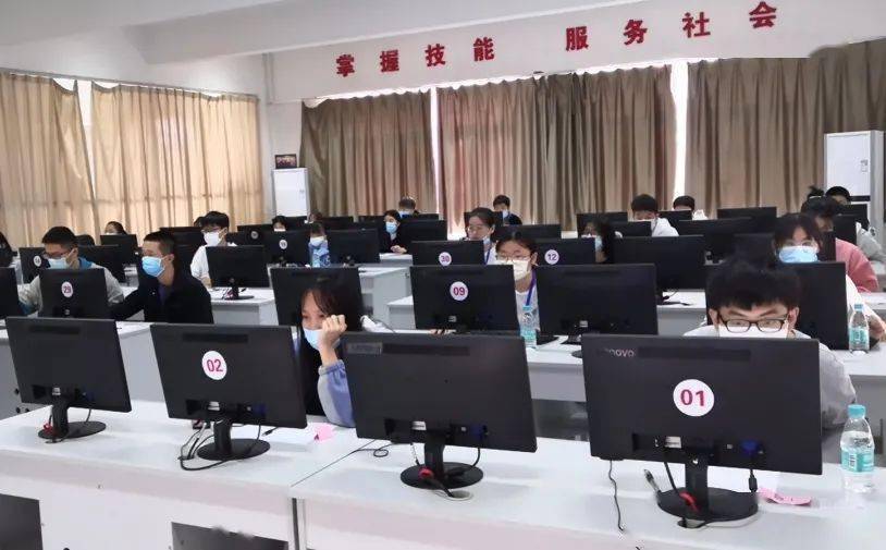 2020年全國高職院校信息素養(yǎng)大賽 福建賽區(qū)復(fù)賽與決賽的計(jì)算機(jī)信息技術(shù)咨詢服務(wù)亮點(diǎn)解析